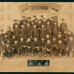 Read more about the article 水邊會合影