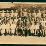 Read more about the article 張建墻與學生合影（四）